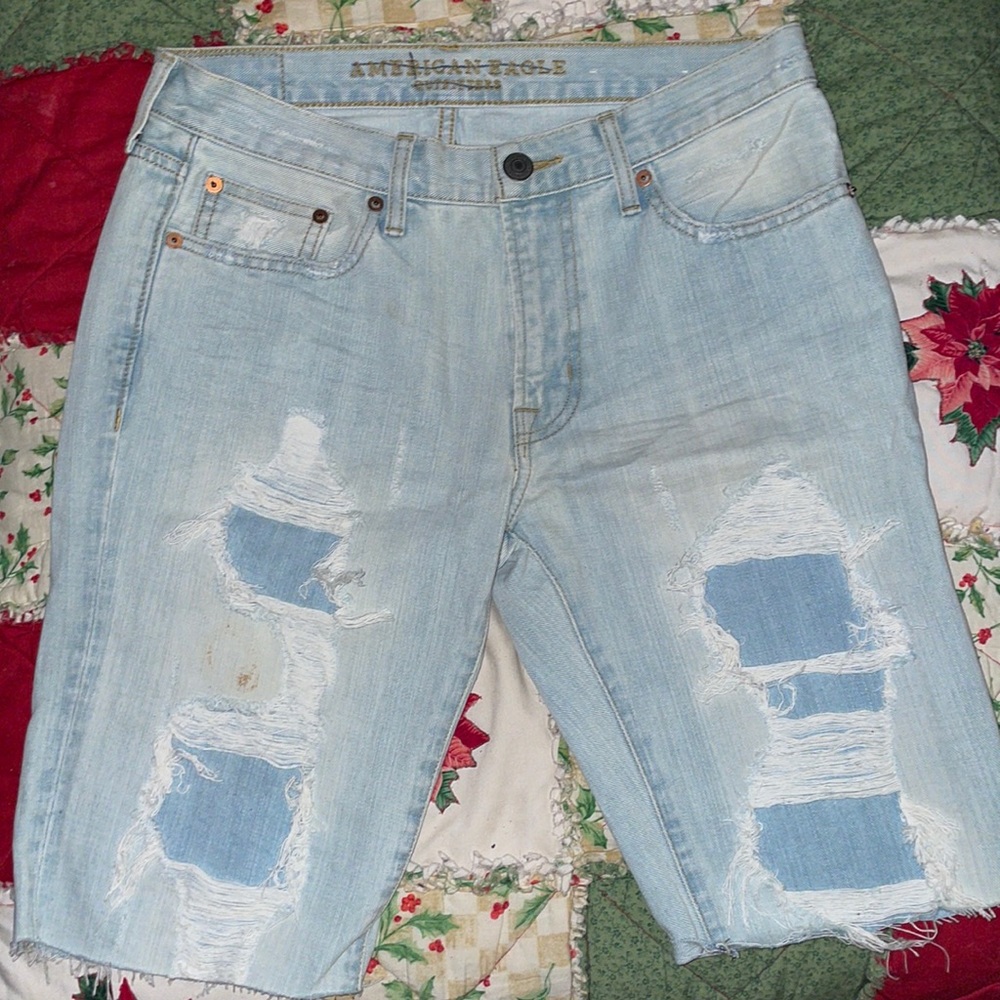 AMERICAN EAGLE JEAN SHORTS SIZE 30